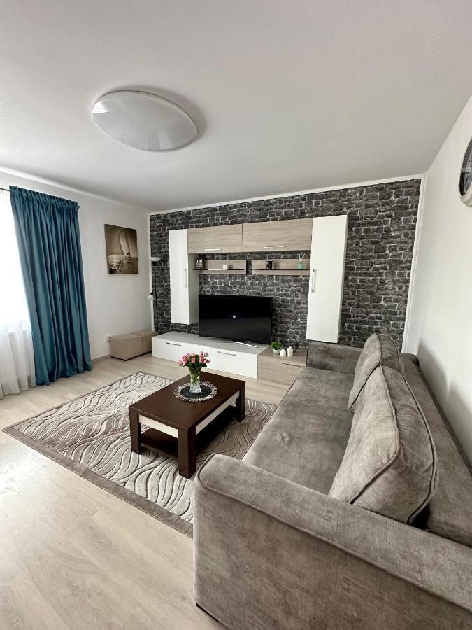 Apartament Iris Apartment Сибиу Екстериор снимка